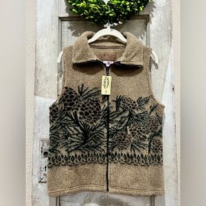 NWT Bear Ridge Outfitters Pinecone Vest Womens S Wool Blend Two Pockets USA